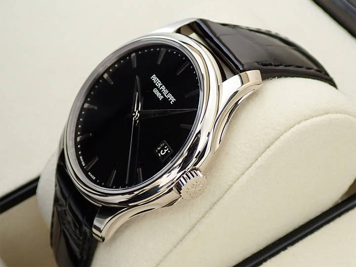 パテックフィリップ カラトラバ Ref.5227G-010 ホワイトゴールド ブラック文字盤