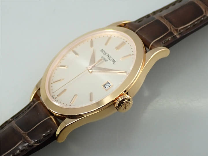 パテックフィリップ カラトラバ Ref.5296R-010 ローズゴールド アイボリー文字盤