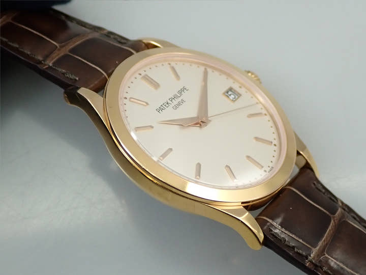 パテックフィリップ カラトラバ Ref.5296R-010 ローズゴールド アイボリー文字盤