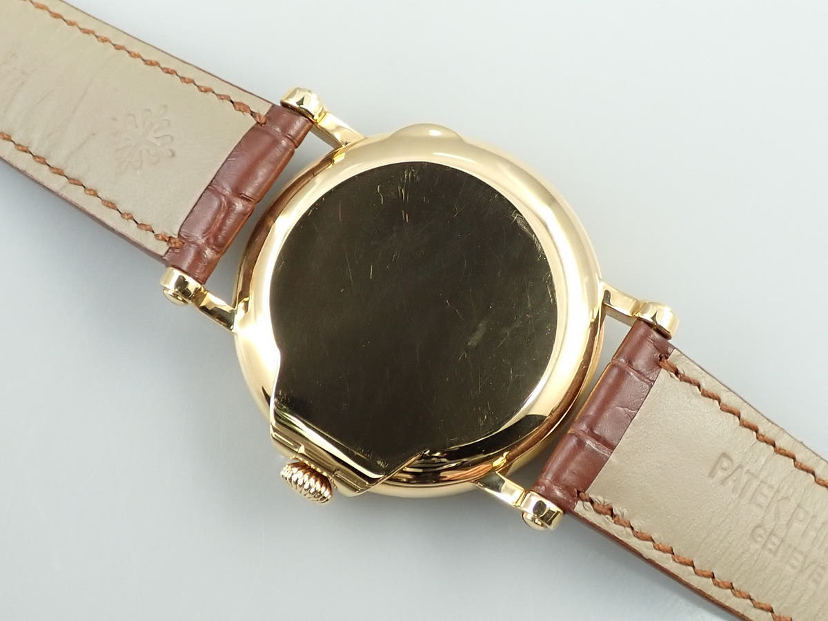パテックフィリップ カラトラバ オフィサー Ref.5153J-001 シルバー文字盤 中古 61W85275