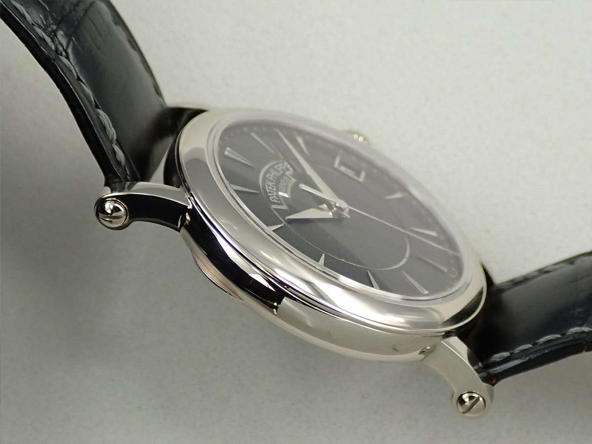 パテックフィリップ カラトラバ オフィサー Ref.5153G-001 ブラック文字盤 中古 7J0S052A