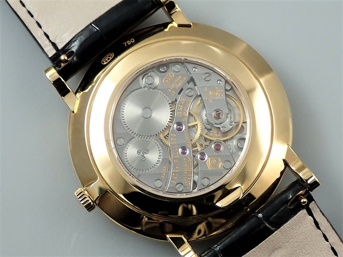 パテックフィリップ カラトラバ Ref.5119J-001 ホワイト文字盤 中古 7VZ5M5ZM