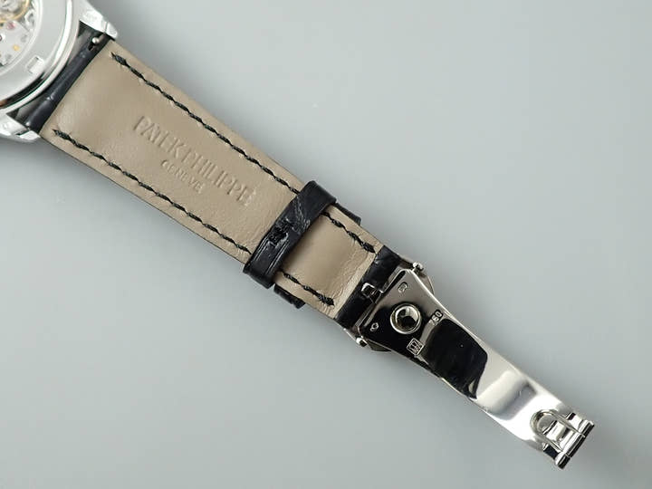 Patek Philippe Travel Time Ref. 5134G-001 White Gold White Dial