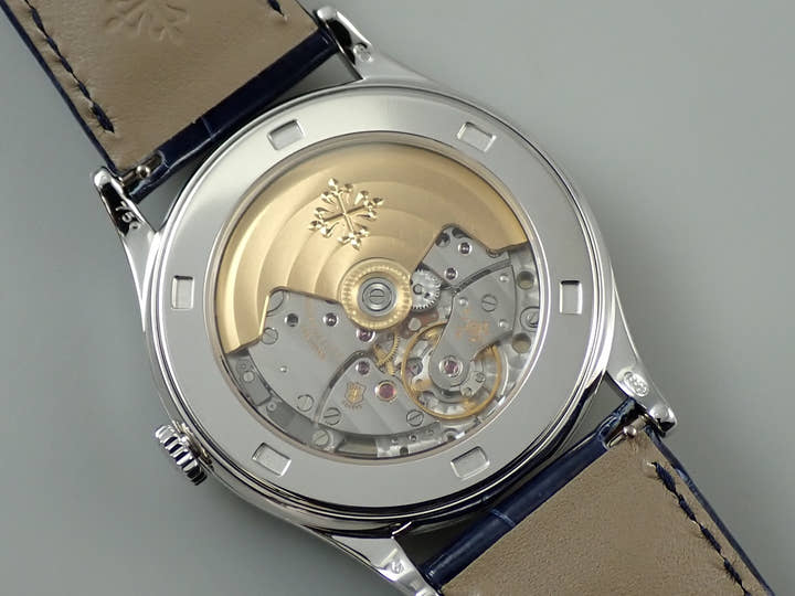 パテックフィリップ カラトラバ Ref.5296G-001 ホワイトゴールド シルバー文字盤