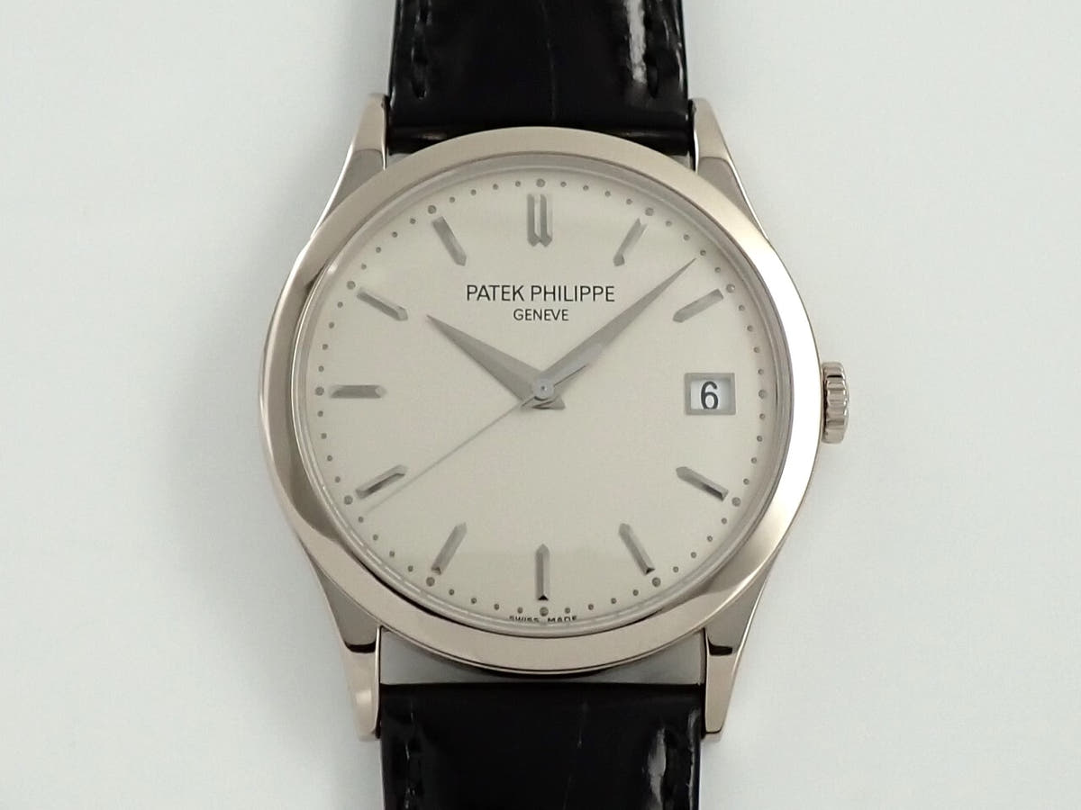パテックフィリップ カラトラバ Ref.5296G-010 シルバー文字盤 美中古 CV2U1153