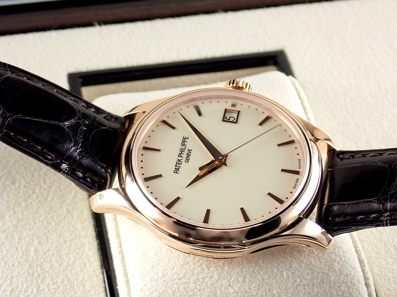 Patek Philippe Calatrava Ref.5227R-001