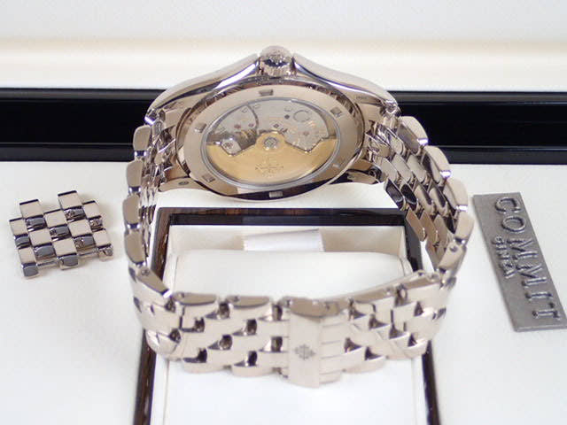 パテックフィリップ カラトラバ Ref.5127/1G シルバー文字盤 中古 calatrava-8