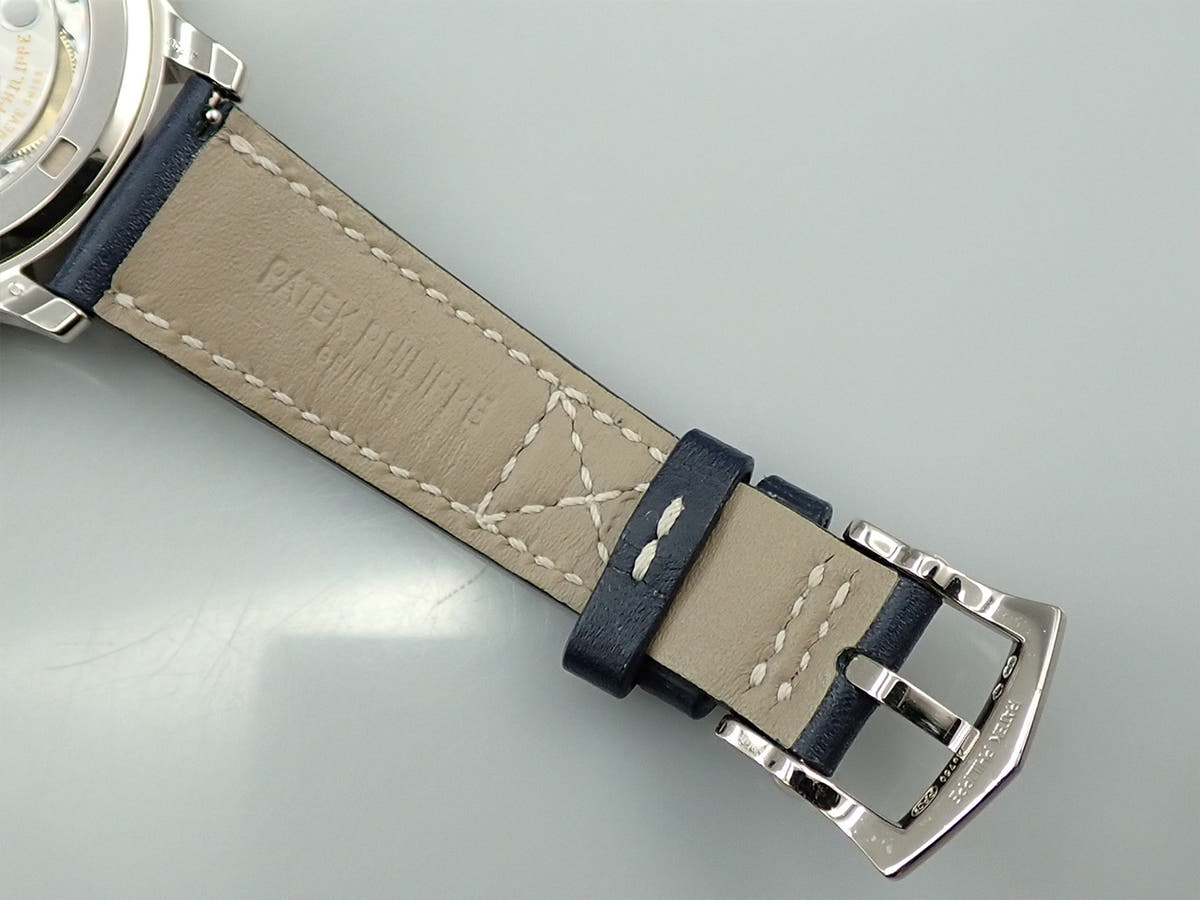 パテックフィリップ カラトラバ パイロット トラベルタイム Ref.7234G-001 ブルー文字盤 中古 PK407355