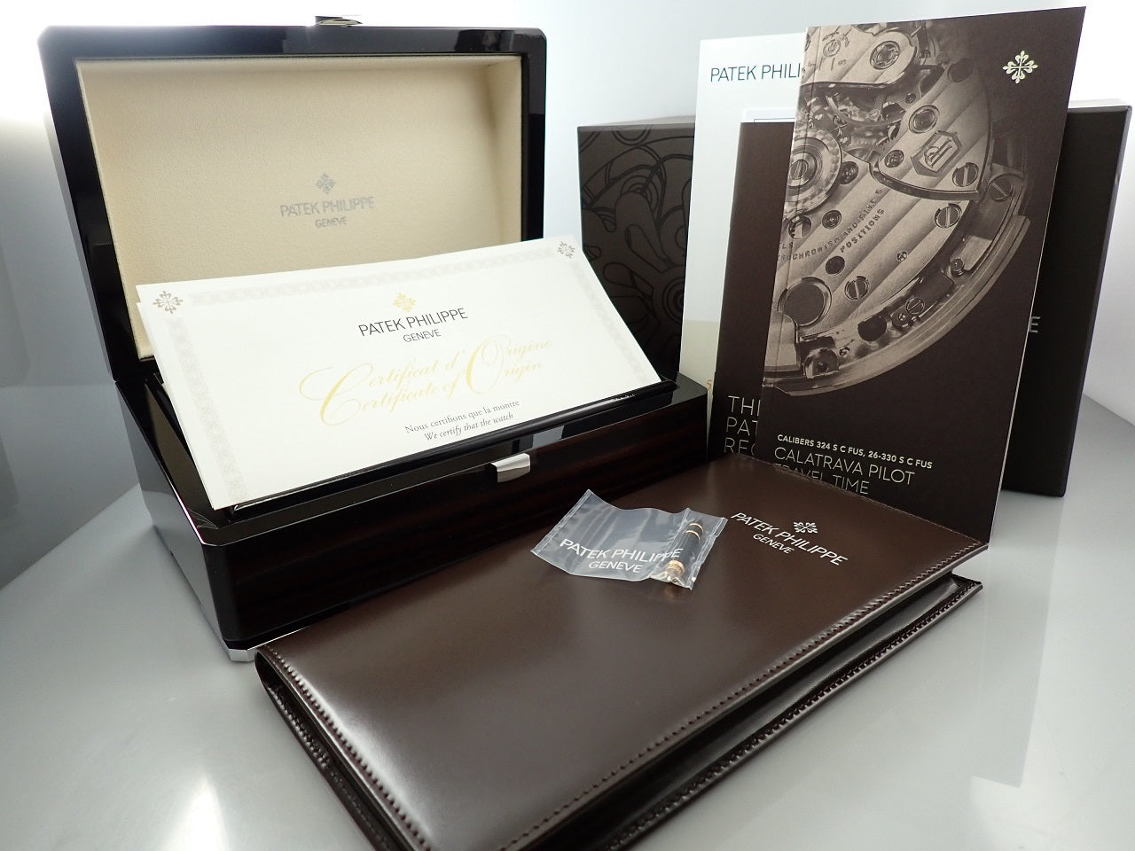 Patek Philippe Calatrava Pilot Travel Time &lt;Warranty, Box, etc.&gt;