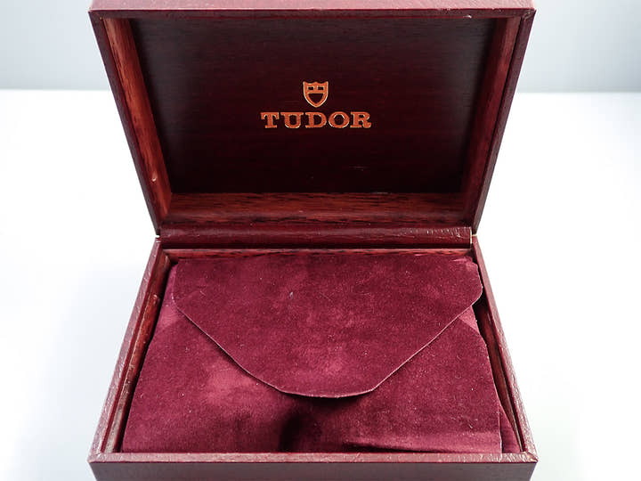 チューダー(チュードル) クロノタイム Ref.79180 シルバー文字盤 中古 SX5YWAA3