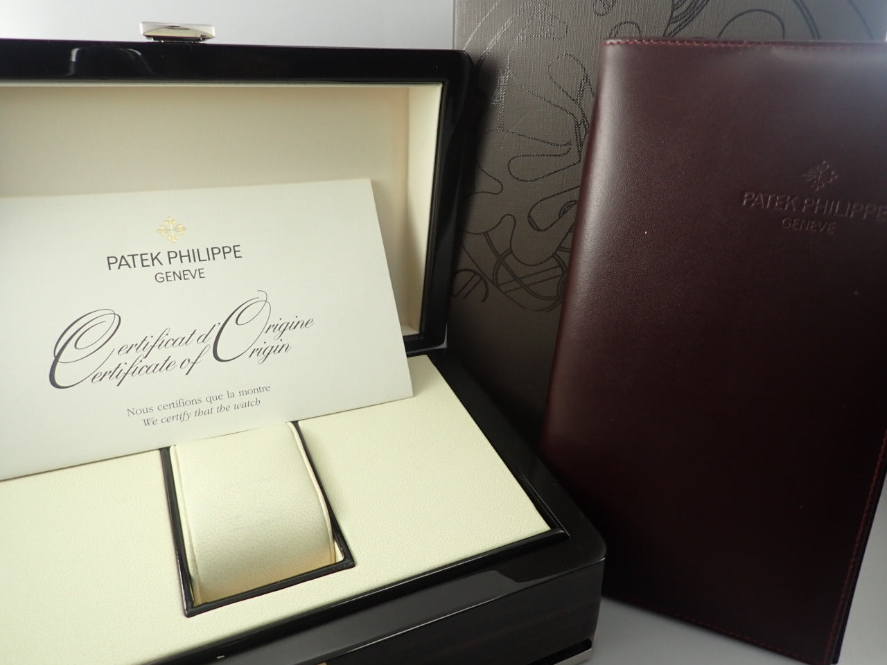 Patek Philippe Chronograph &lt;Warranty Box and Others&gt;