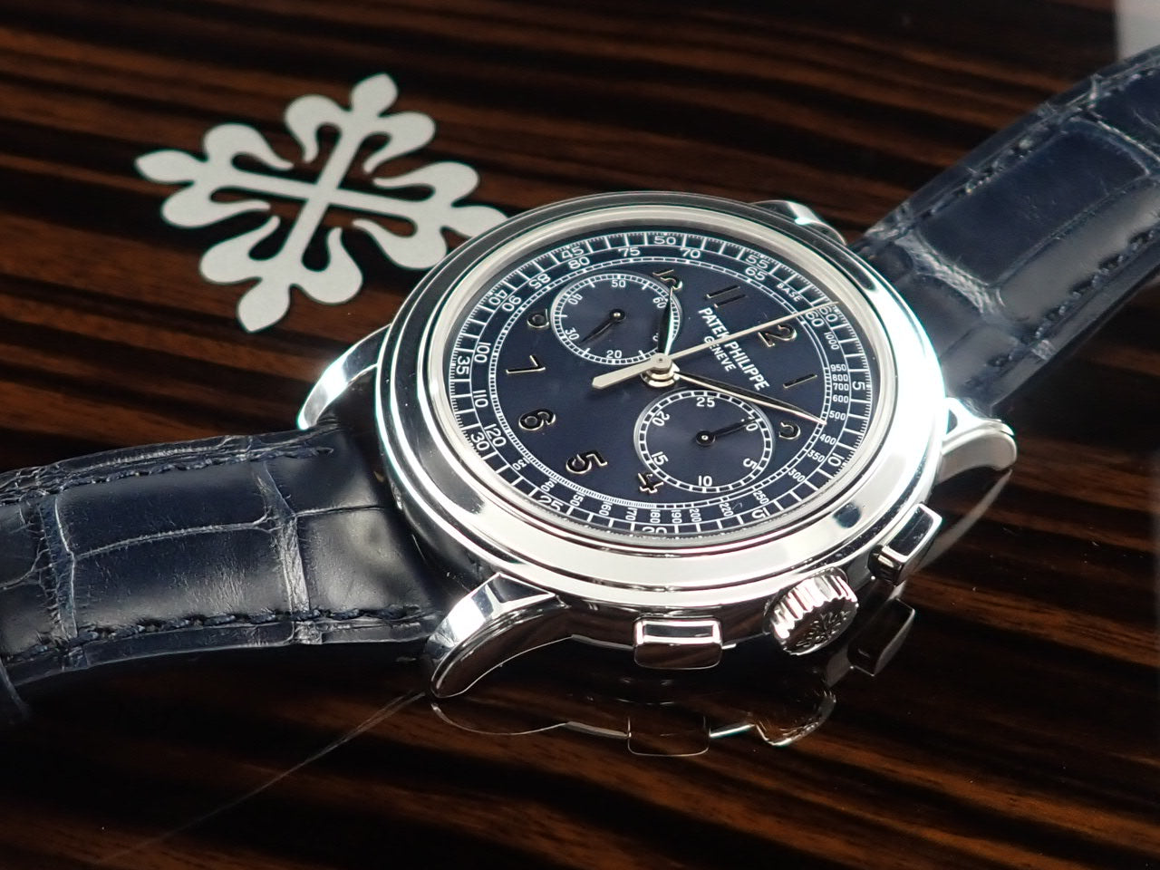 Patek Philippe Chronograph &lt;Warranty Box and Others&gt;