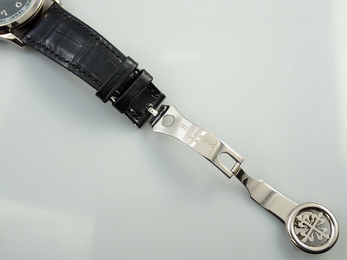 パテックフィリップ コンプリケーション クロノグラフ Ref.5170G-010 ブラック文字盤 中古 S95YVFAK