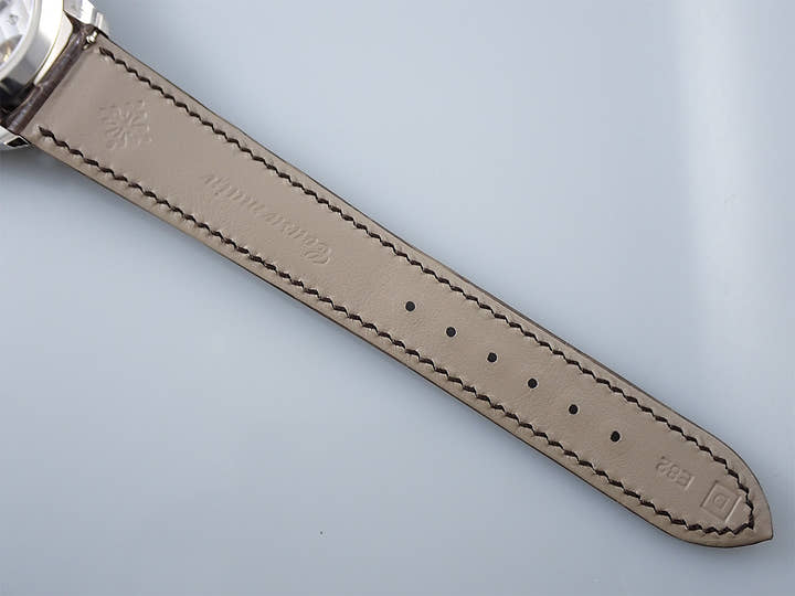 パテックフィリップ クロノグラフ Ref.5172G-010 ホワイトゴールド ローズゴールドメッキのオパーリン文字盤