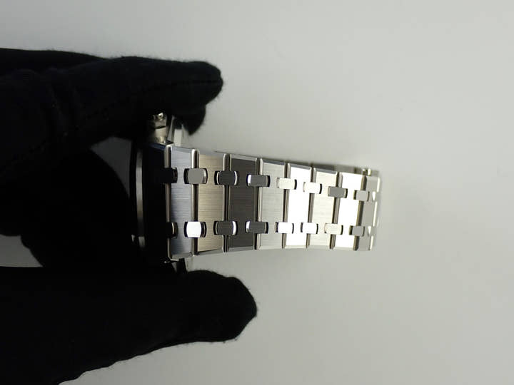 オーデマピゲ ロイヤルオーク クロノグラフ 50周年記念 Ref.26240ST.OO.1320ST.02 ステンレススチール ブラック文字盤