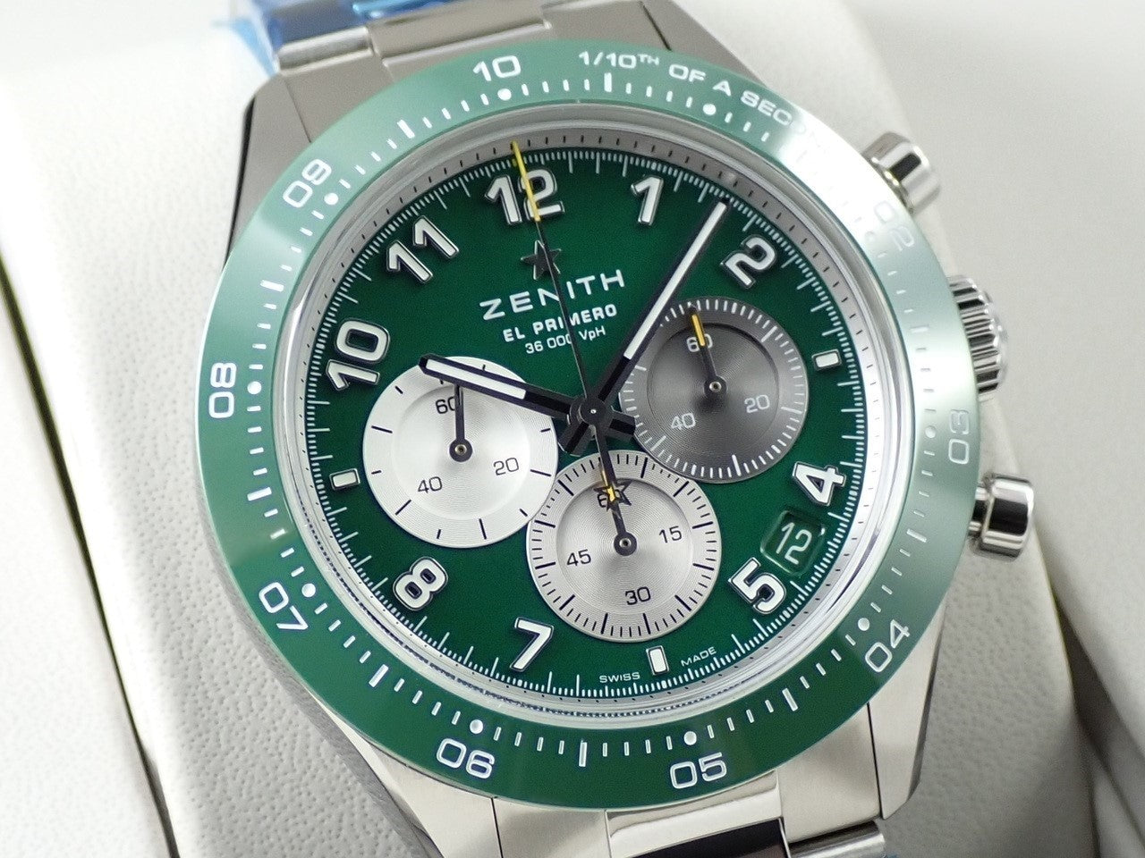 Zenith Chronomaster Sport Aaron Rodgers &lt;Warranty, Box, etc.&gt;