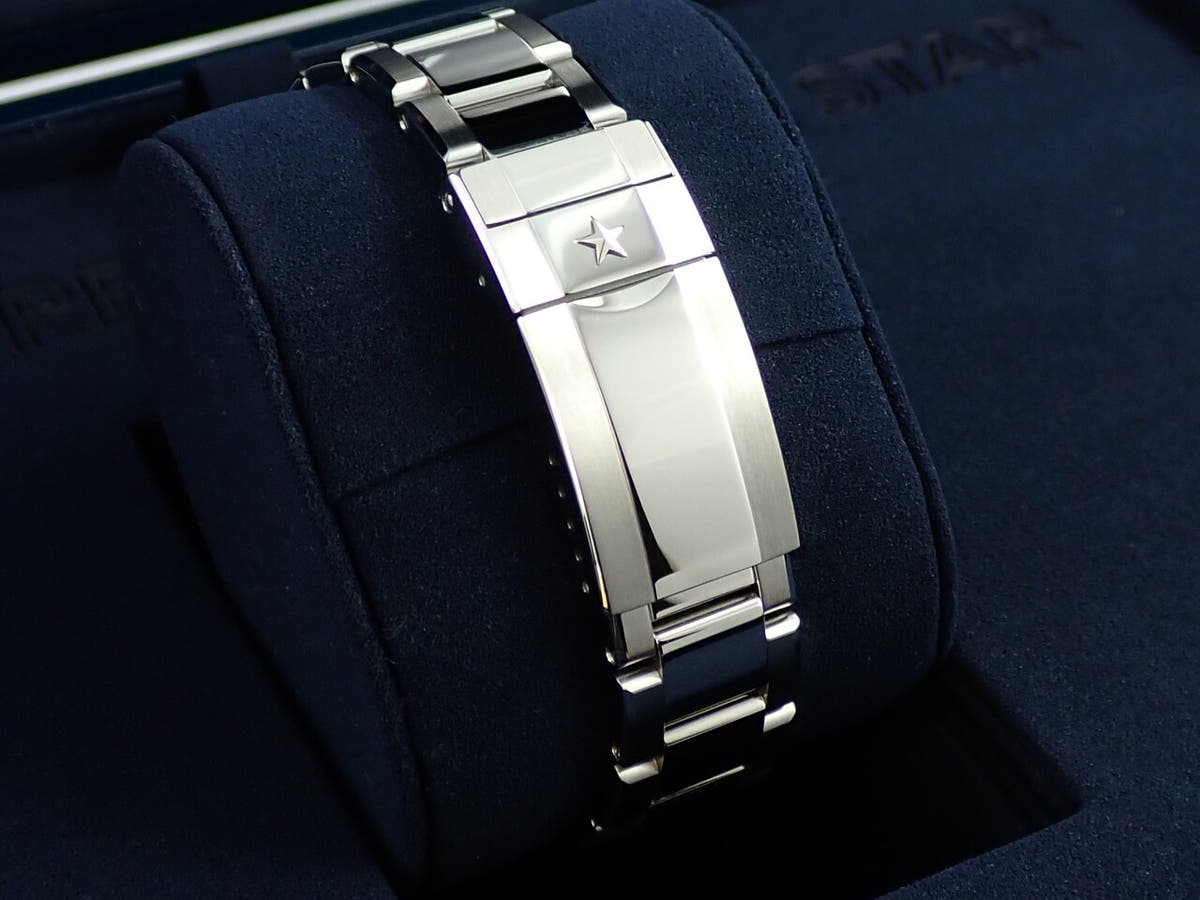 ゼニス クロノマスター スポーツ YOSHIDA SPECIAL EDITION Ref.03.3108.3600/57.M3100 グリーンラッカー文字盤 未使用 94FRSCZR