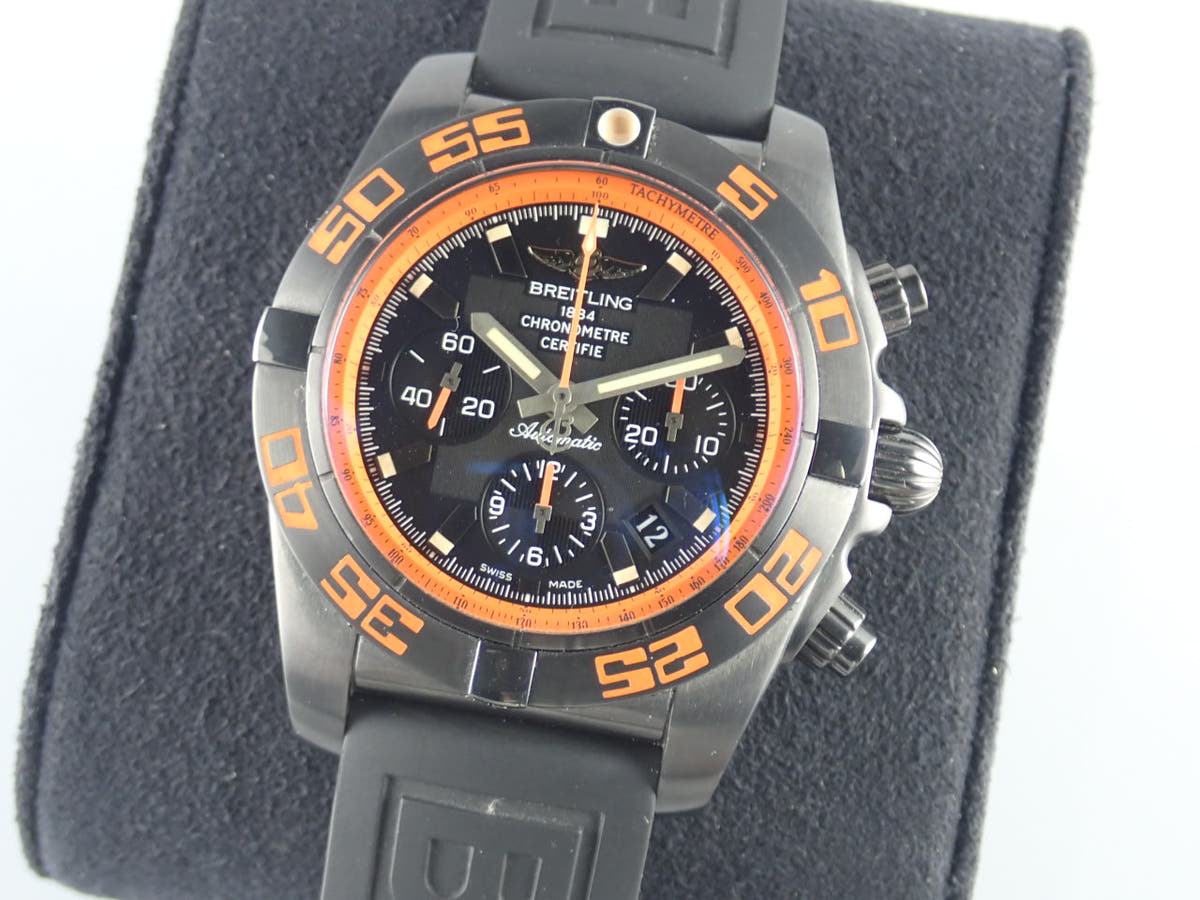 ブライトリング クロノマット44 Ref.M011B07VRB(MB0111) ブラック文字盤 中古 chronomat-2