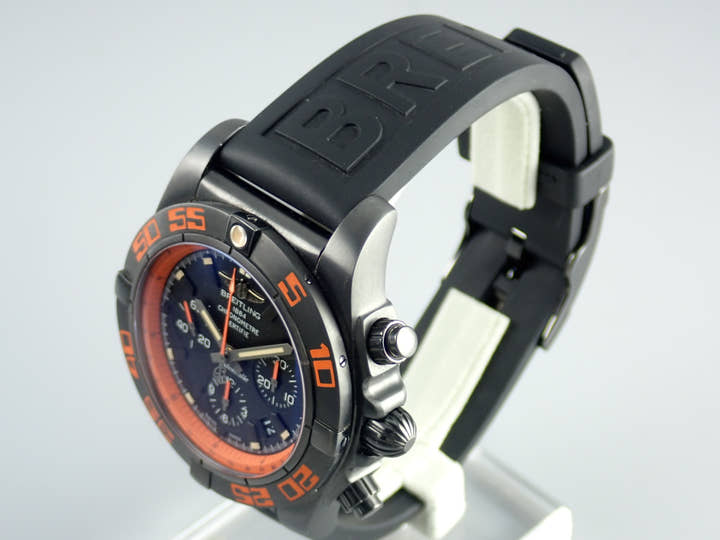 ブライトリング クロノマット44 Ref.M011B07VRB(MB0111) ブラック文字盤 中古 chronomat-2