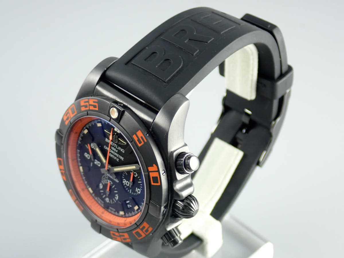 ブライトリング クロノマット44 Ref.M011B07VRB(MB0111) ブラック文字盤 中古 chronomat-2