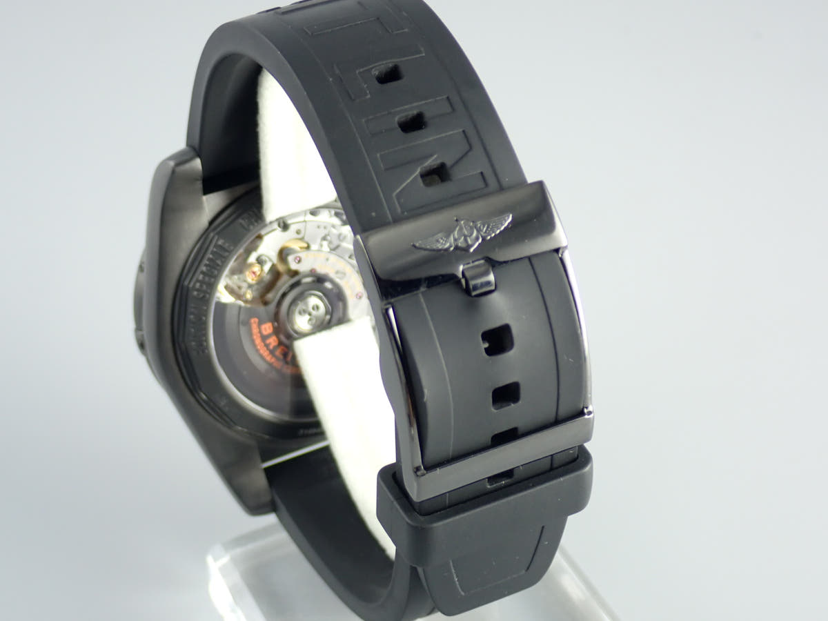 ブライトリング クロノマット44 Ref.M011B07VRB(MB0111) ブラック文字盤 中古 chronomat-2