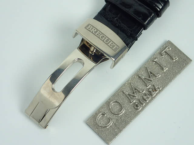 ブレゲ クラシック Ref.5907BB/12/984 シルバーギョーシェ文字盤 中古 classic-10