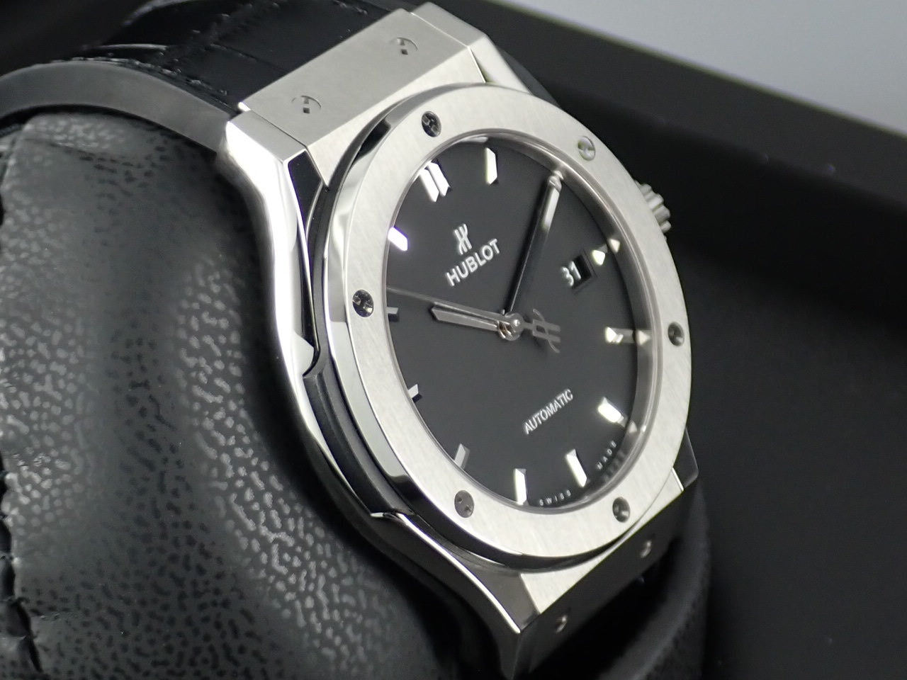 Hublot Classic Fusion Titanium Ref.542.NX.1171.LR