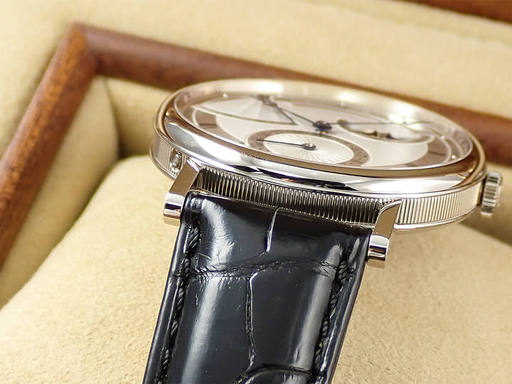 ブレゲ クラシック パワーリザーブ ムーンフェイズ Ref.7137BB/11/9V6 シルバー文字盤 中古 K3302M85