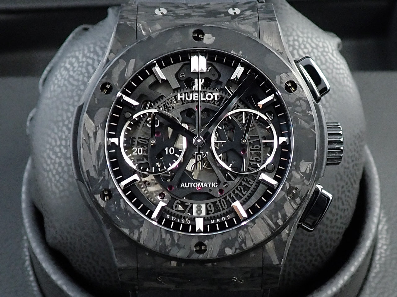 Hublot Classic Fusion Aerofusion Chronograph Frosted Carbon &lt;Box and Others&gt;