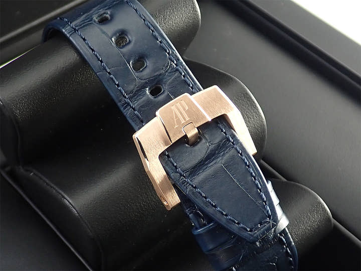 オーデマピゲ CODE 11.59 バイ オーデマ ピゲ Ref.15210OR.OO.A028CR.01 ピンクゴールド スモークブルーラッカー文字盤