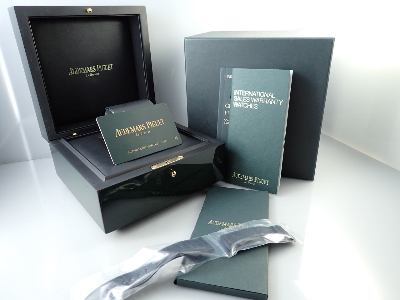 Audemars Piguet CODE 11.59 by Audemars Piguet Chronograph &lt;Warranty, Box, etc.&gt;