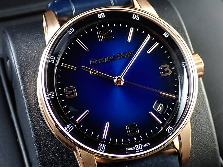 オーデマピゲ CODE 11.59 バイ オーデマ ピゲ Ref.15210OR.OO.A028CR.01 ピンクゴールド スモークブルーラッカー文字盤