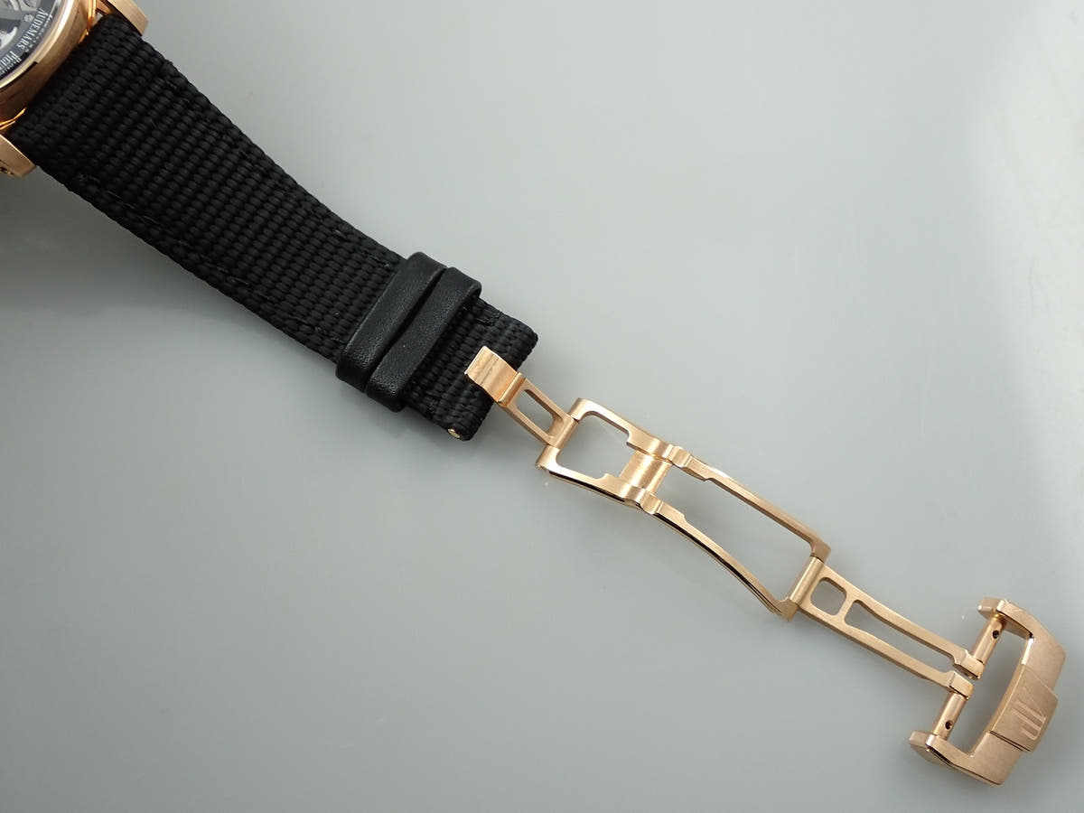 オーデマピゲ CODE 11.59 バイ オーデマ ピゲ トゥールビヨン オープンワーク Ref.26600OR.OO.D002CR.01 ブラックラッカーインナーベゼル、オープンワーク文字盤 美品 6H64HJRF