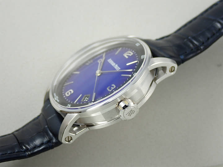 オーデマピゲ CODE 11.59 バイ オーデマ ピゲ ボリショイ限定モデル Ref.15210BC.OO.A321CR.99 ホワイトゴールド スモークブルーエナメル文字盤