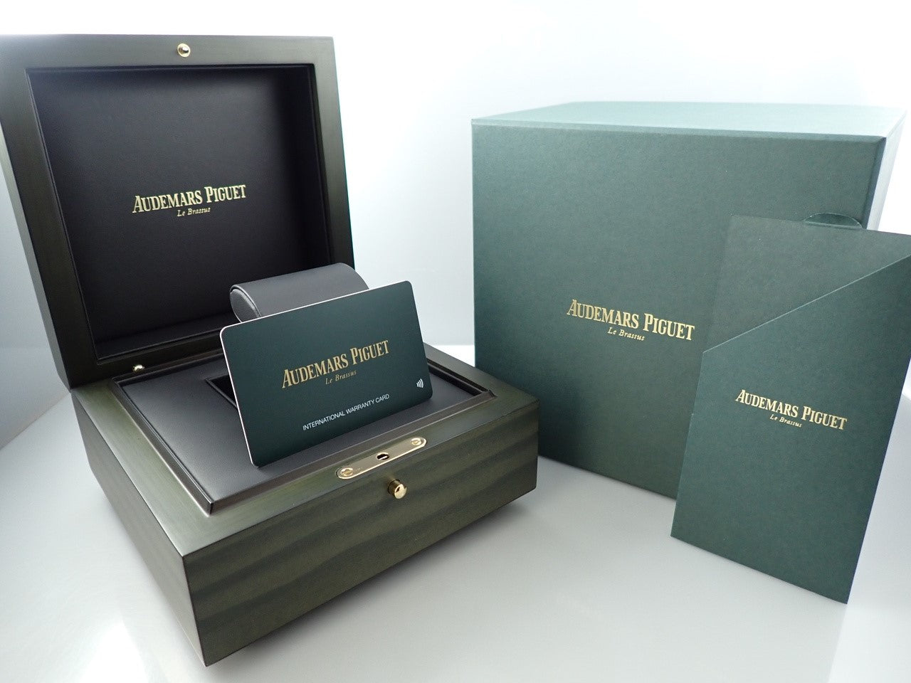 Audemars Piguet CODE 11.59 by Audemars Piguet Chronograph &lt;Warranty and Box&gt;