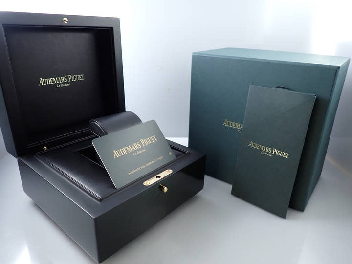 オーデマピゲ CODE 11.59 バイ オーデマ ピゲ Ref.15210OR.OO.A616CR.01 ピンクゴールド パープル文字盤