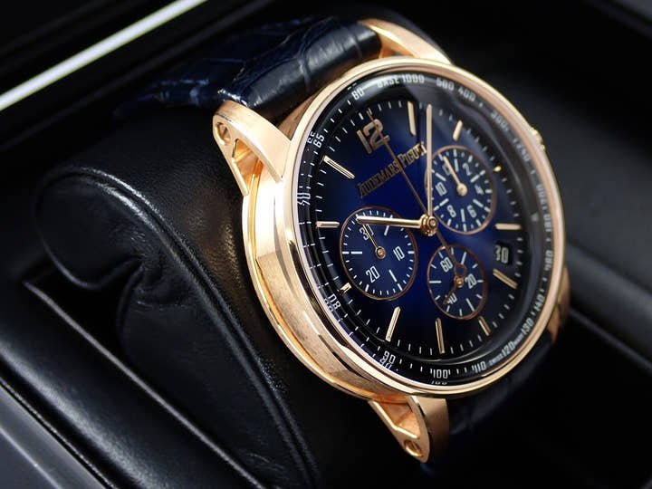 オーデマピゲ CODE 11.59 バイ オーデマ ピゲ クロノグラフ Ref.26393OR.OO.A028CR.01 ピンクゴールド スモークブルーラッカー文字盤
