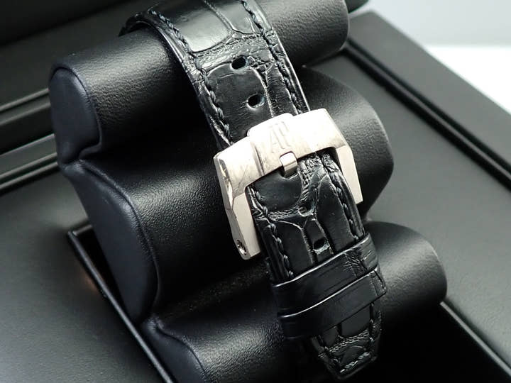 オーデマピゲ CODE 11.59 バイ オーデマ ピゲ クロノグラフ Ref.26393CR.OO.A002CR.01 ピンクゴールド/ホワイトゴールド スモークグレーラッカー文字盤