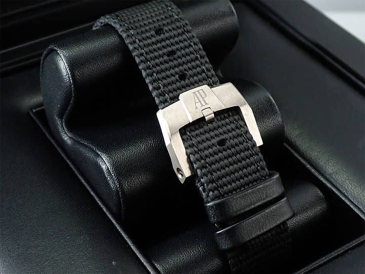 オーデマピゲ CODE 11.59 バイ オーデマ ピゲ クロノグラフ Ref.26393CR.OO.A002CR.01 ピンクゴールド/ホワイトゴールド スモークグレーラッカー文字盤