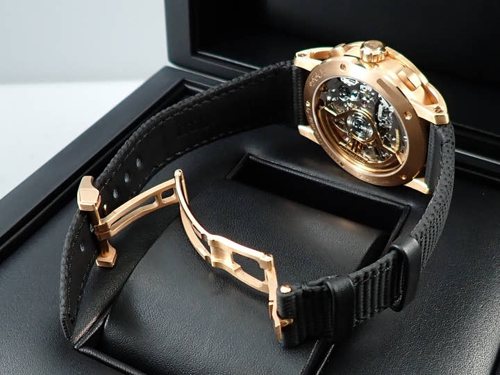 オーデマピゲ CODE 11.59 バイ オーデマ ピゲ クロノグラフ Ref.26393OR.OO.A028CR.01 ピンクゴールド スモークブルーラッカー文字盤