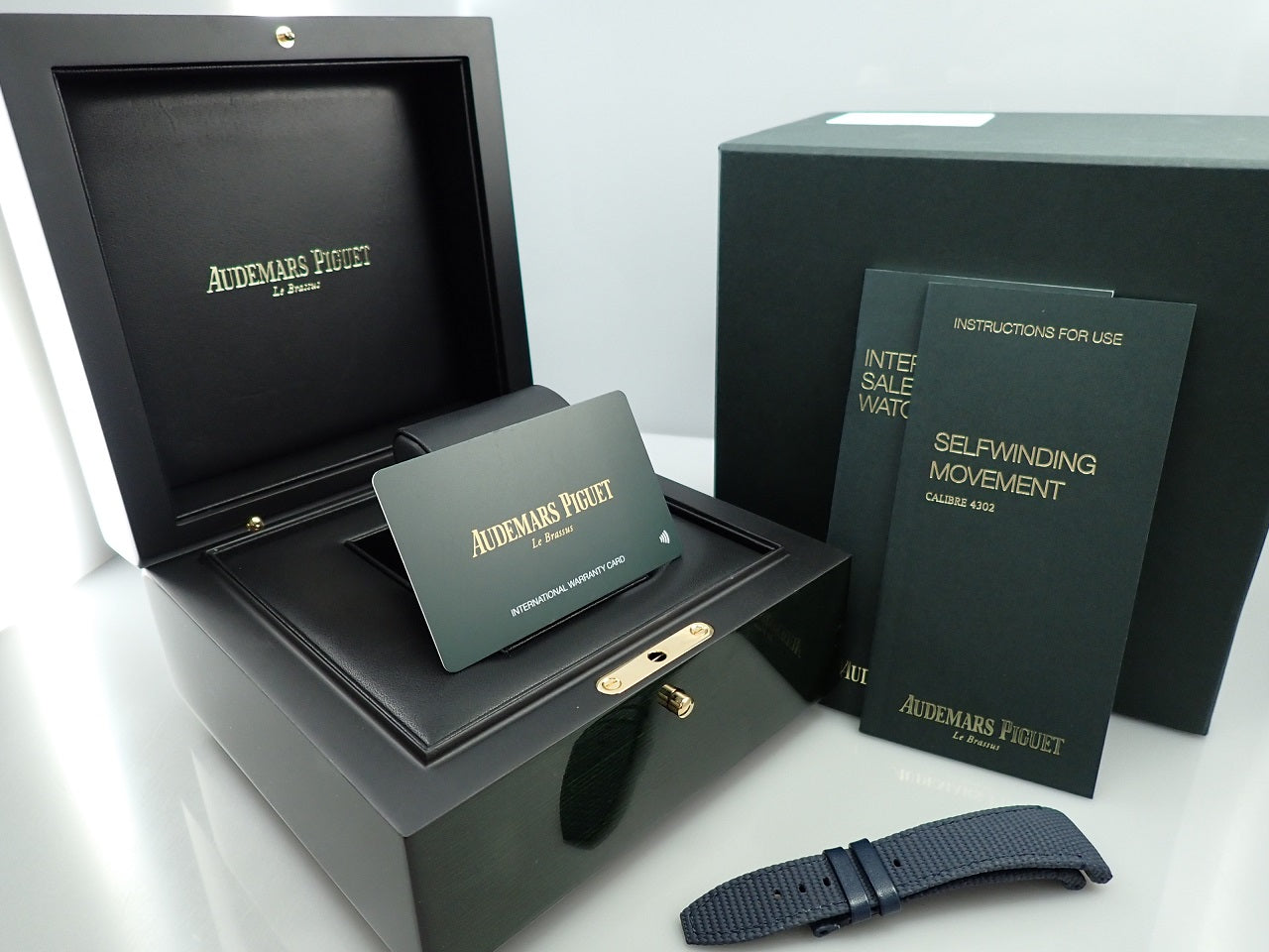 Audemars Piguet CODE 11.59 by Audemars Piguet Automatic &lt;Warranty, Box, etc.&gt;