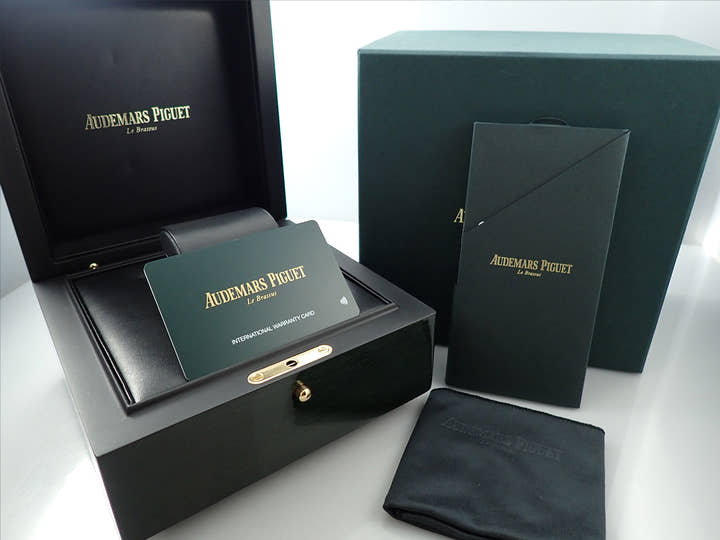 オーデマピゲ CODE 11.59 バイ オーデマ ピゲ Ref.15210CR.OO.A002CR.01 ホワイトゴールド/ピンクゴールド グレーラッカー文字盤