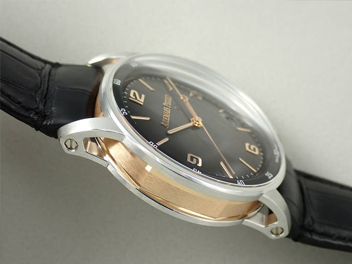 オーデマピゲ CODE 11.59 バイ オーデマ ピゲ Ref.15210CR.OO.A002CR.01 ホワイトゴールド/ピンクゴールド グレーラッカー文字盤