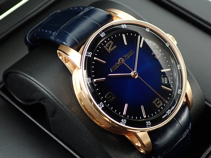 オーデマピゲ CODE 11.59 バイ オーデマ ピゲ Ref.15210OR.OO.A028CR.01 ピンクゴールド スモークブルーラッカー文字盤