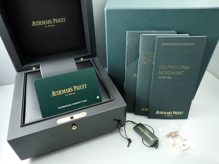 オーデマピゲ CODE 11.59 バイ オーデマ ピゲ Ref.15210OR.OO.A028CR.01 ピンクゴールド スモークブルーラッカー文字盤