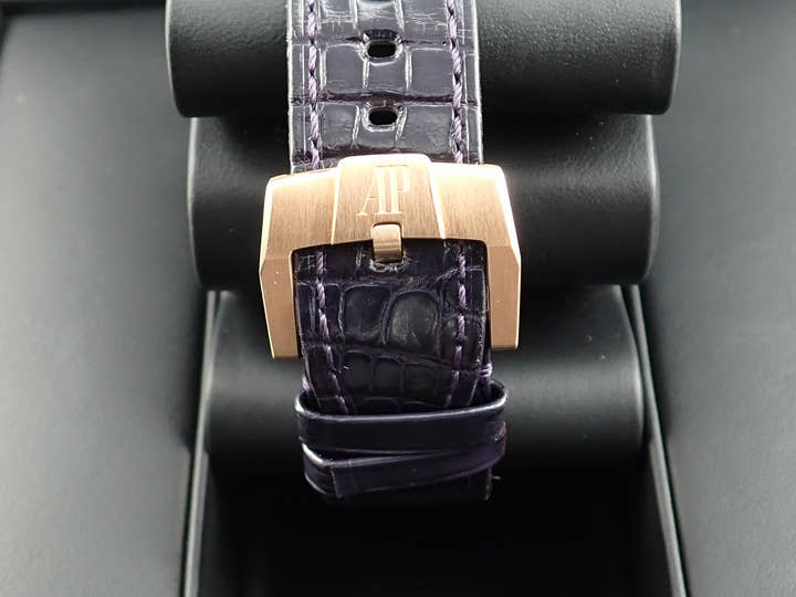 オーデマピゲ CODE 11.59 バイ オーデマ ピゲ クロノグラフ Ref.26390OR.OO.A616CR.01 ピンクゴールド パープル文字盤