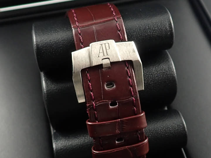 オーデマピゲ CODE 11.59 バイ オーデマ ピゲ クロノグラフ Ref.26393BC.OO.A068CR.01 ホワイトゴールド バーガンディ文字盤