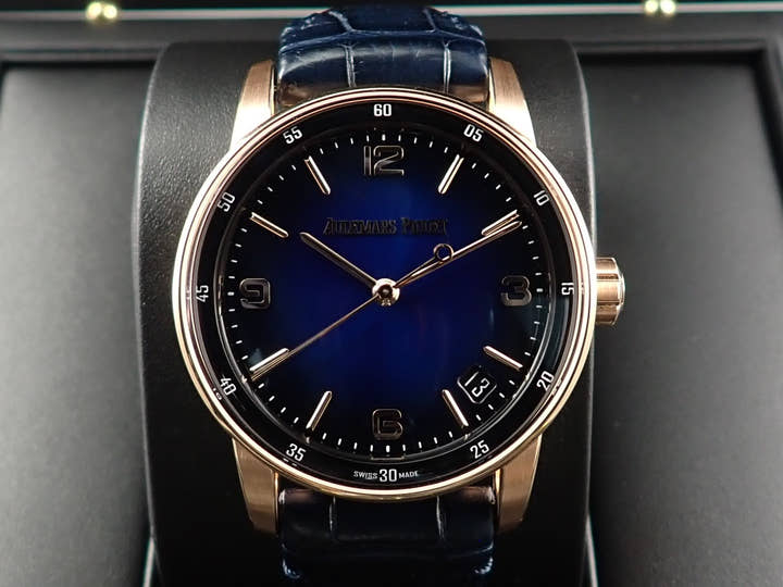 オーデマピゲ CODE 11.59 バイ オーデマ ピゲ Ref.15210OR.OO.A028CR.01 ピンクゴールド スモークブルーラッカー文字盤