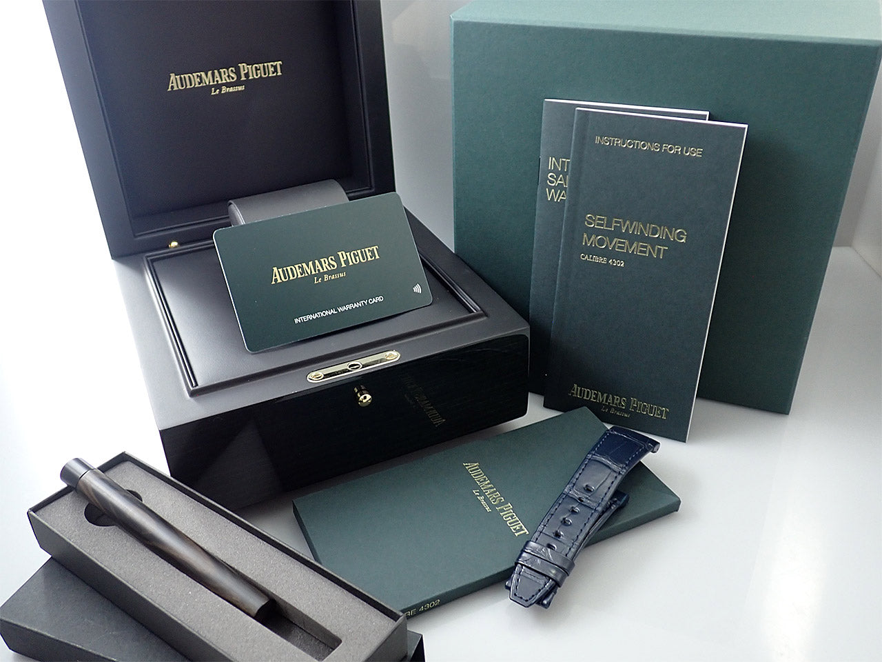 Audemars Piguet CODE 11.59 &lt;Warranty, Box, etc.&gt;