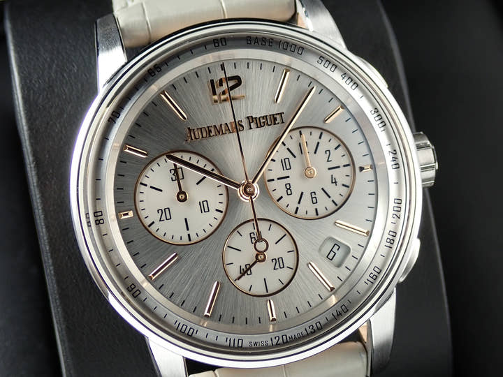 オーデマピゲ CODE 11.59 バイ オーデマ ピゲ クロノグラフ Ref.26393CR.OO.A009CR.01 ホワイトゴールド/ピンクゴールド シルバー文字盤